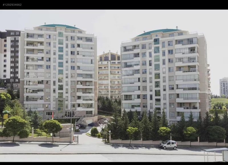 Çankaya Yıldızevler Mah.'da 180 m² 4+1 Satılık Daire
