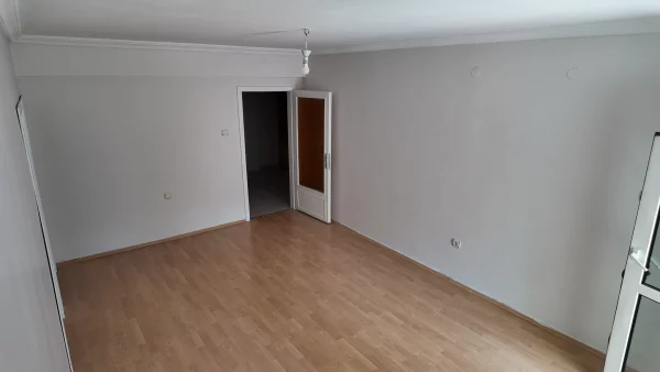 MALTEPE' DE MERKEZİ KONUMDA  BAHÇELİ 2+1 KİRALIK - Görsel 6