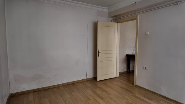 TURGUT REİS CADDESİNDE 1+1 KİRALIK DAİRE - Görsel 9