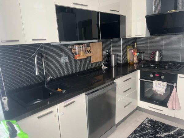 KOCATEPE CAMİ YAKIN ASANSORLÜ VE OTOPARKLI DAİRE 3+1 - Görsel 8
