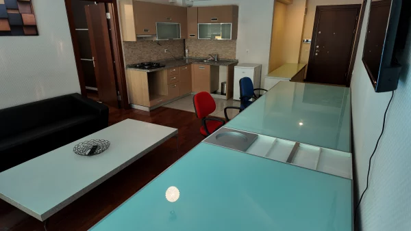 YILDIZEVLER MAHALLESİNDE TERASLI EŞYALI LÜKS 1+1 DAİRE - Görsel 18