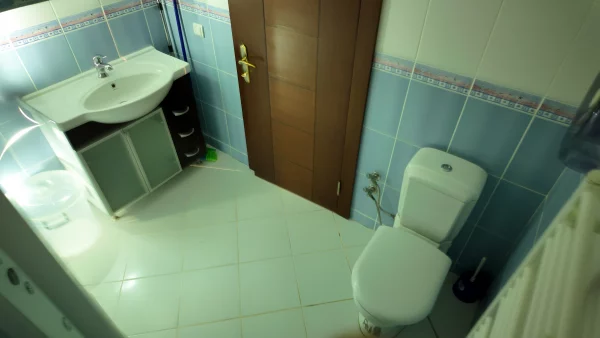 YILDIZEVLER MAHALLESİNDE TERASLI EŞYALI LÜKS 1+1 DAİRE - Görsel 26