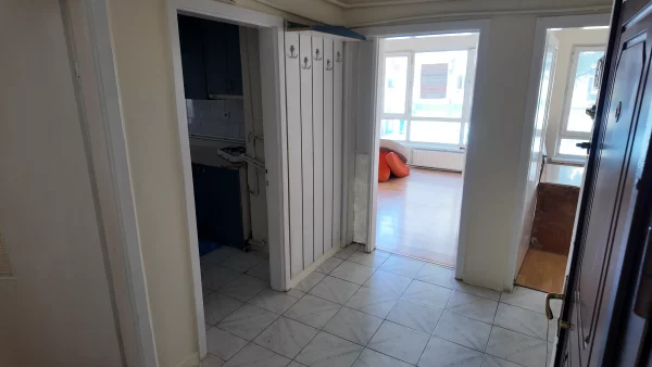 TALATPAŞA BULARI' NDA MERKEZİ KONUMLU TERASLI 2+1 DAİRE - Görsel 2