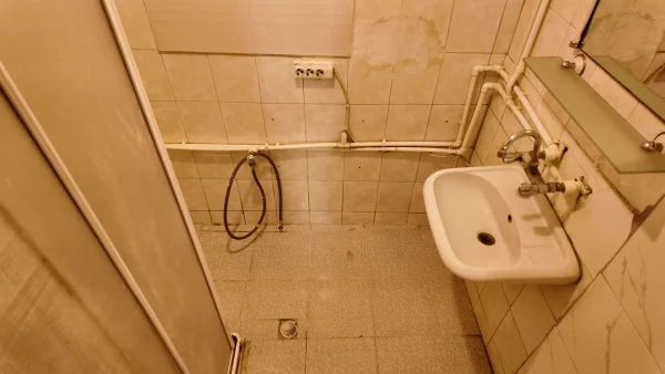 TALATPAŞA BULARI' NDA MERKEZİ KONUMLU TERASLI 2+1 DAİRE - Görsel 4