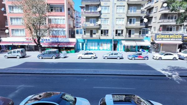 TALATPAŞA BULARI' NDA MERKEZİ KONUMLU TERASLI 2+1 DAİRE - Görsel 23