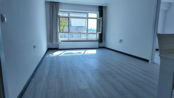İLKER CADDESİ ÜZERİNDE BAKIMLI KATTA OTURUMA HAZIR 3+1 KİRALIK DAİRE - Görsel 19