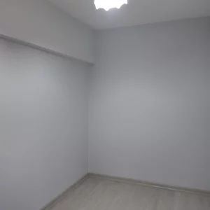 BAHÇELİEVLER 7. CADDEYE YAKIN YENİ YAPILI 3+1 EBEVEYN BANYOLU DAİRE