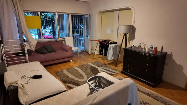 YÜZÜNCÜYIL İŞÇİ BLOKLARINDA ÜNİVERSİTELERE YAKIN FERAH 3+1 DAİRE