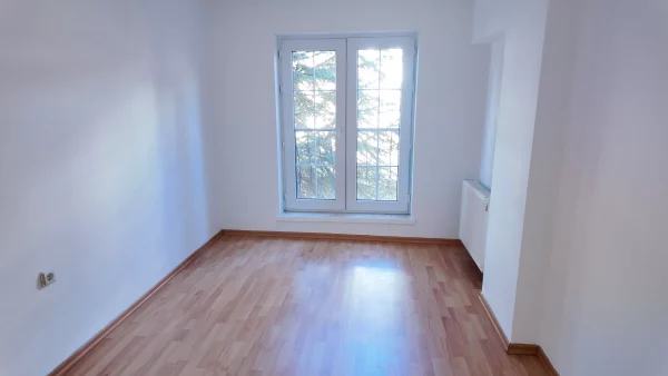ÇANKAYA KIRKKONAKLARDA  MASRAFSIZ TEMİZ 3+1  ARA KAT DAİRE