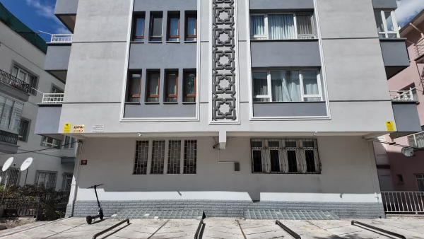 CEBECİ' DE DİKİMEVİ' NE 10 DAKİKA MESAFEDE EŞYALI VE KENDİNE AİT BAHÇELİ 2+1 DAİRE - Görsel 41