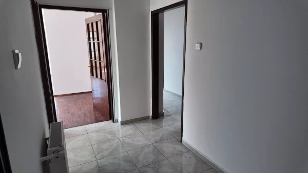 TAURUS AVM’YE YAKIN İDARECİLER SİTESİNDE BAKIMLI 3+1 KİRALIK DAİRE - Görsel 2