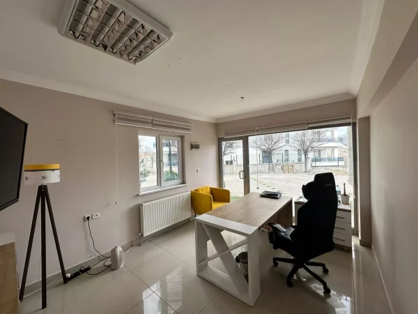 YEŞİLPARK EVLERİ SİTESİNDE 140M2 BAHÇE KULLANIMLI FIRSAT DAİRE - Görsel 10