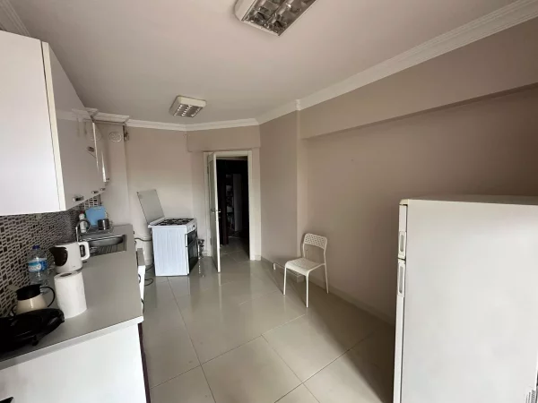 YEŞİLPARK EVLERİ SİTESİNDE 140M2 BAHÇE KULLANIMLI FIRSAT DAİRE - Görsel 14