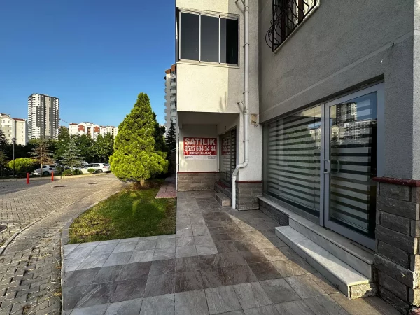 YEŞİLPARK EVLERİ SİTESİNDE 140M2 BAHÇE KULLANIMLI FIRSAT DAİRE - Görsel 23