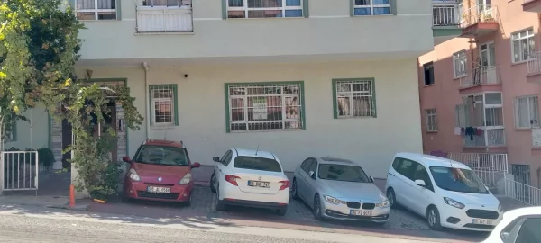 SEYHAN SOKAKTA GİRİŞ KAT 3+1  TEMİZ BOYALI KİRALIK DAİRE - Görsel 4