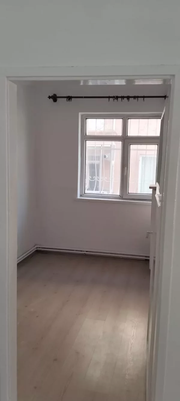 SEYHAN SOKAKTA GİRİŞ KAT 3+1  TEMİZ BOYALI KİRALIK DAİRE - Görsel 11