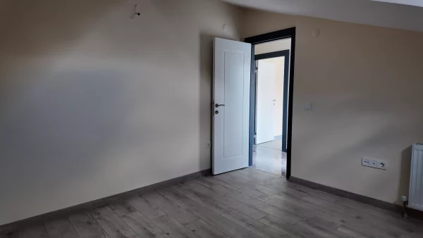 LİBYA CADDESİNDE YENİ BİNADA 4+1  BALKONLU OTOPARKLI DAİRE - Görsel 23