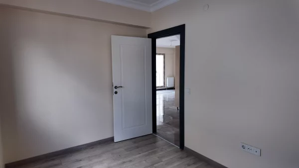 LİBYA CADDESİNDE YENİ BİNADA 4+1  BALKONLU OTOPARKLI DAİRE - Görsel 48