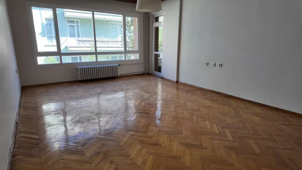 AYRANCI' DA KUĞULUYA 10 DAKİKA MESAFEDE ARA KATTA 120M 3+1 KİRALIK DAİRE - Görsel 4
