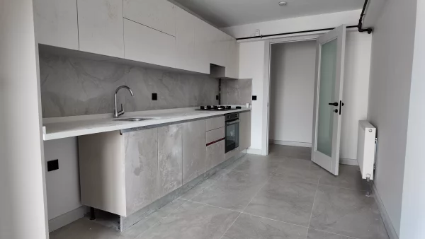 İÇEL SOKAK'TA 5.KATTA ÖN CEPHE DUBLEKS ÇİFT ASANSÖRLÜ SATILIK DAİRE - Görsel 7