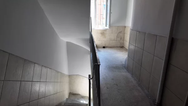 KURTULUŞ' TA KOLEJ' E 15 DAKİKA ARA KATTA GÜNEY CEPHE 2+1 KOMBİLİ DAİRE - Görsel 31