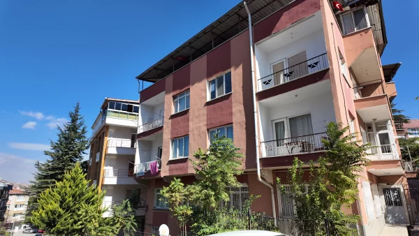 KURTULUŞ' TA KOLEJ' E 15 DAKİKA ARA KATTA GÜNEY CEPHE 2+1 KOMBİLİ DAİRE - Görsel 34