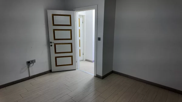 KARANFİL SOKAK' TA YAPILI BAKIMLI ARA KATTA IŞIKLANDIRMALI 3 BALKONLU 3+1 DAİRE - Görsel 29