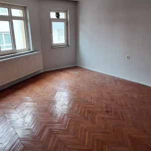 MALTEPE'DE METROYA 5 DK 4+1 TERASLI DUBLEKS DAİRE