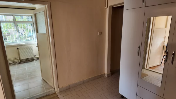 İLERİ MAHALLESİNDE MERKEZİ KONUMDA FERAH VE KULLANIŞLI 3+1 DAİRE - Görsel 2