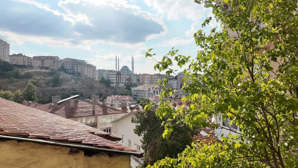 İLERİ MAHALLESİNDE MERKEZİ KONUMDA FERAH VE KULLANIŞLI 3+1 DAİRE - Görsel 11