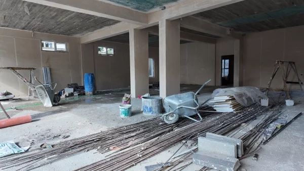 KURUMSALA KIBRIS CADDESİ'NDE 140 m² ÖN OTOPARKLI KİRALIK İŞ YERİ - Görsel 8