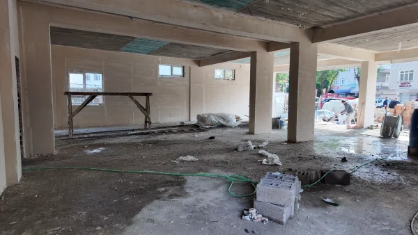 KURUMSALA KIBRIS CADDESİ'NDE 140 m² ÖN OTOPARKLI KİRALIK İŞ YERİ - Görsel 18