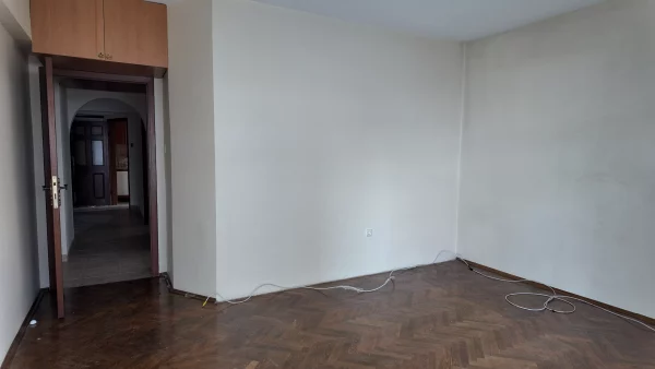 KOLEJ METRO'YA 80 METRE 3+1 2.KAT YAPILI KİRALIK DAİRE - Görsel 4