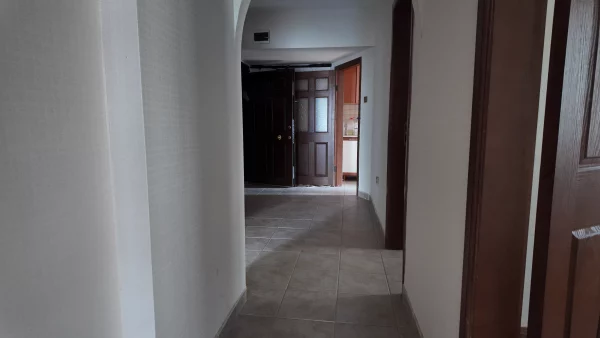 KOLEJ METRO'YA 80 METRE 3+1 2.KAT YAPILI KİRALIK DAİRE - Görsel 7