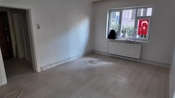 KOLEJDE KIZILAYA 10 DK BAHÇELİ KOMBİLİ MERKEZİ YERDE 3+1 DAİRE - Görsel 5
