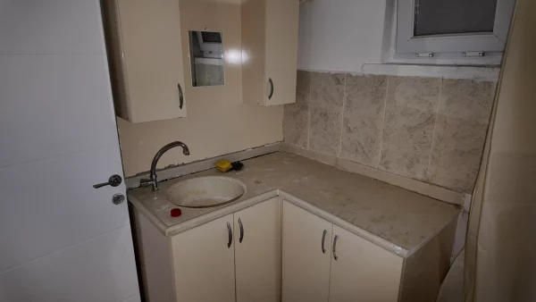 KOLEJDE KIZILAYA 10 DK BAHÇELİ KOMBİLİ MERKEZİ YERDE 3+1 DAİRE - Görsel 28