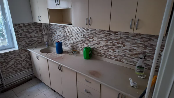 KOLEJDE KIZILAYA 10 DK BAHÇELİ KOMBİLİ MERKEZİ YERDE 3+1 DAİRE - Görsel 36