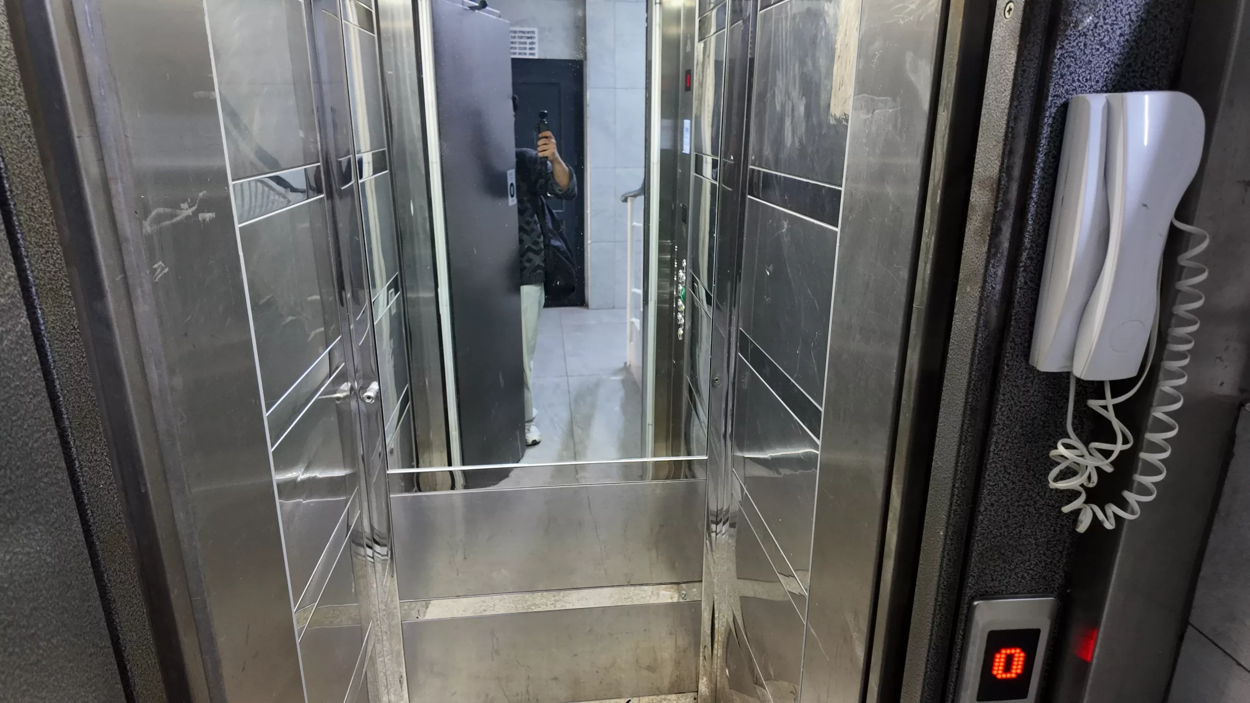 İZMİR CADDESİ'NDE 50M2 TERASLI 2+1 90M YATIRIMA UYGUN DAİRE - Görsel 33