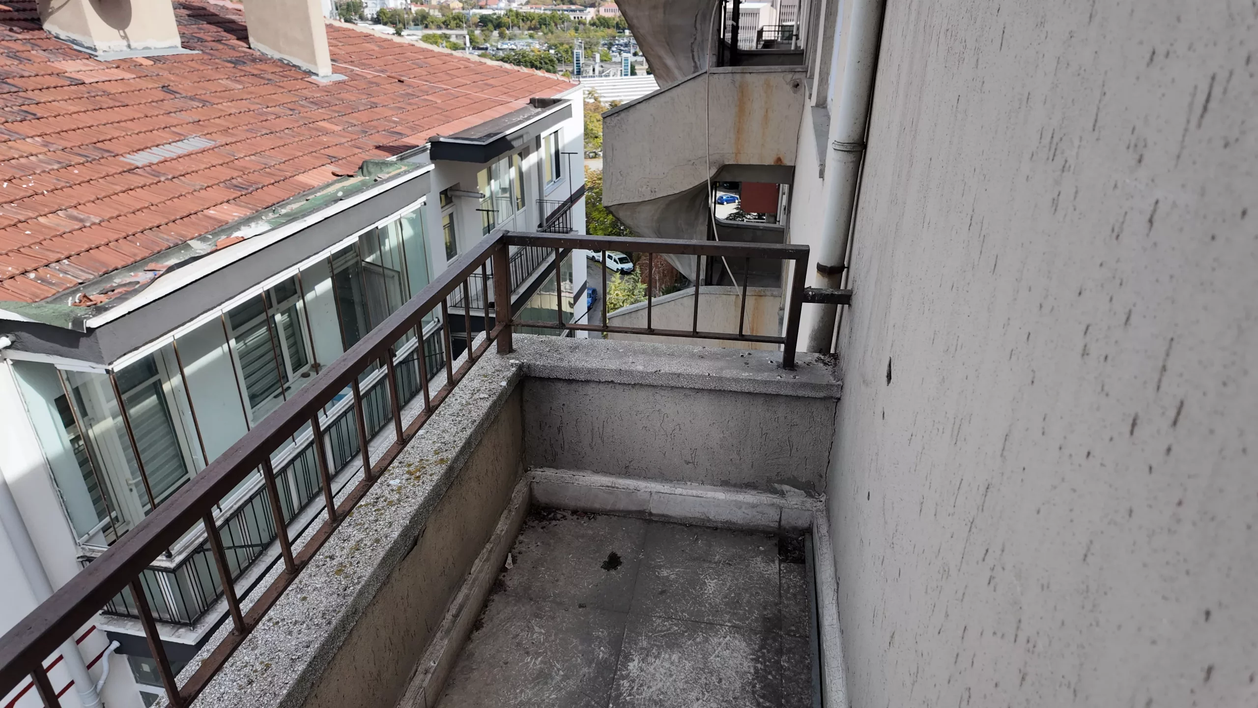 GMK BULVARI ÜZERİNDE 7.KAT ÇİFT ASANSÖRLÜ YANGIN MERDİVENLİ OTOPARKLI 2+1 KONUTA UYGUN SATILIK - Görsel 23