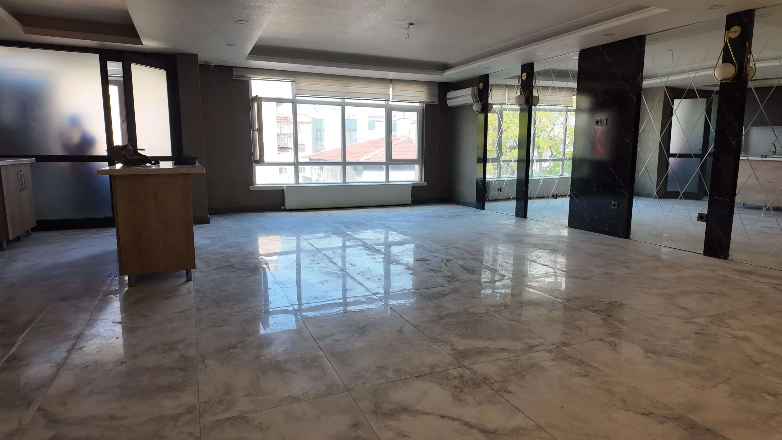 KIZILAY SÜMER 1 SOKAK'TA 165 m² ASANSÖRLÜ FUL YAPILI LÜKS 4+1 SATILIK DAİRE - Görsel 2