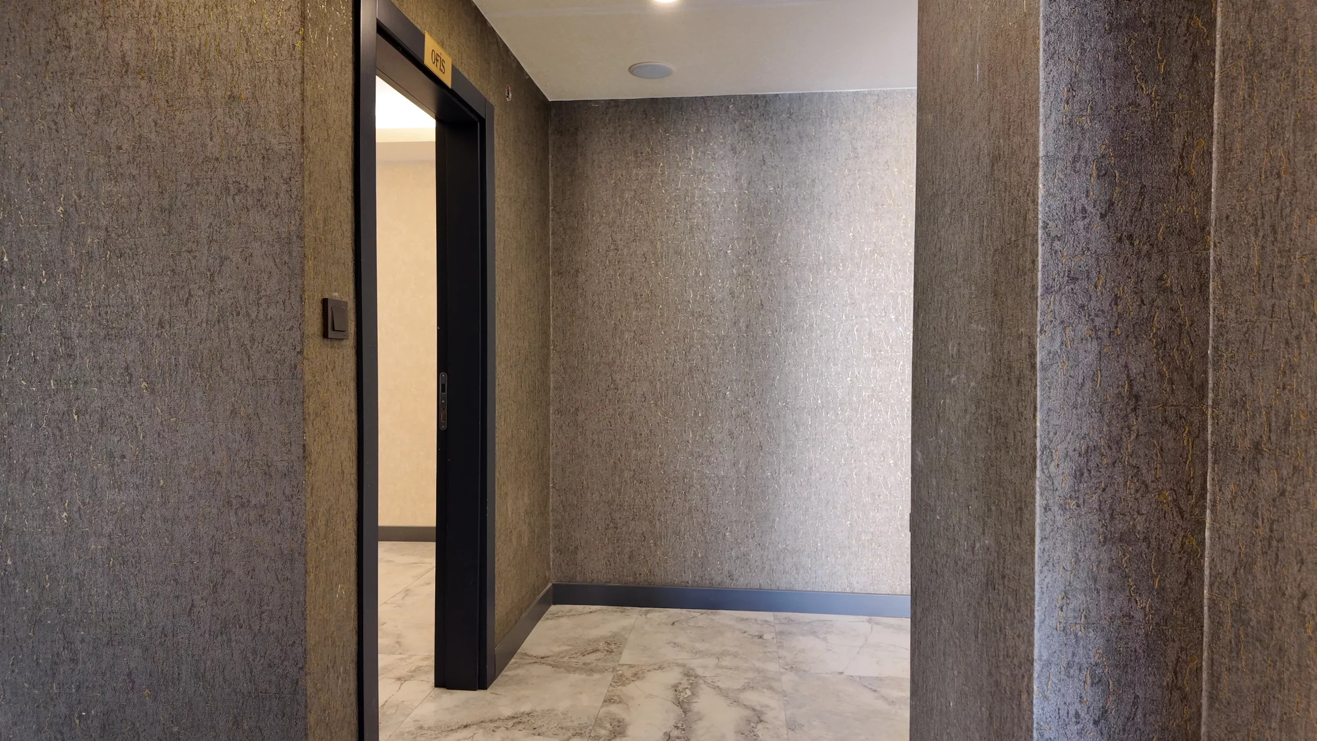 KIZILAY SÜMER 1 SOKAK'TA 165 m² ASANSÖRLÜ FUL YAPILI LÜKS 4+1 SATILIK DAİRE - Görsel 10