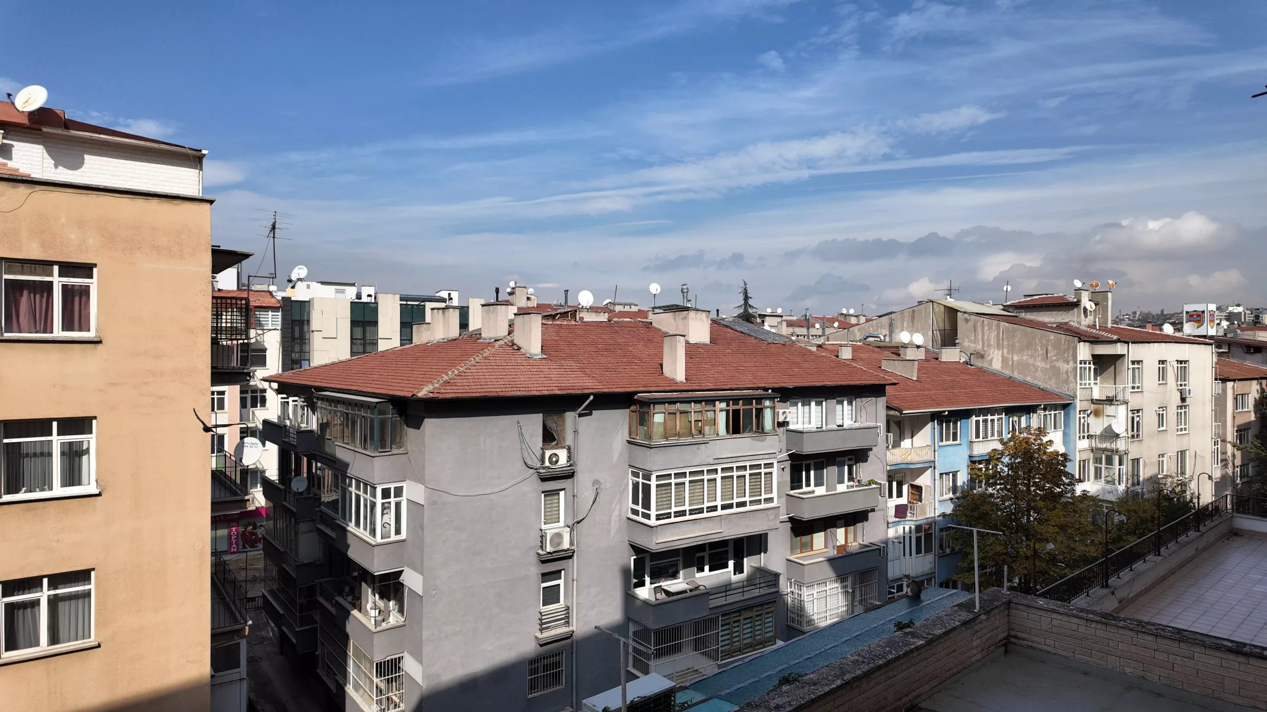 KIZILAY SÜMER 1 SOKAK'TA 165 m² ASANSÖRLÜ FUL YAPILI LÜKS 4+1 SATILIK DAİRE - Görsel 30