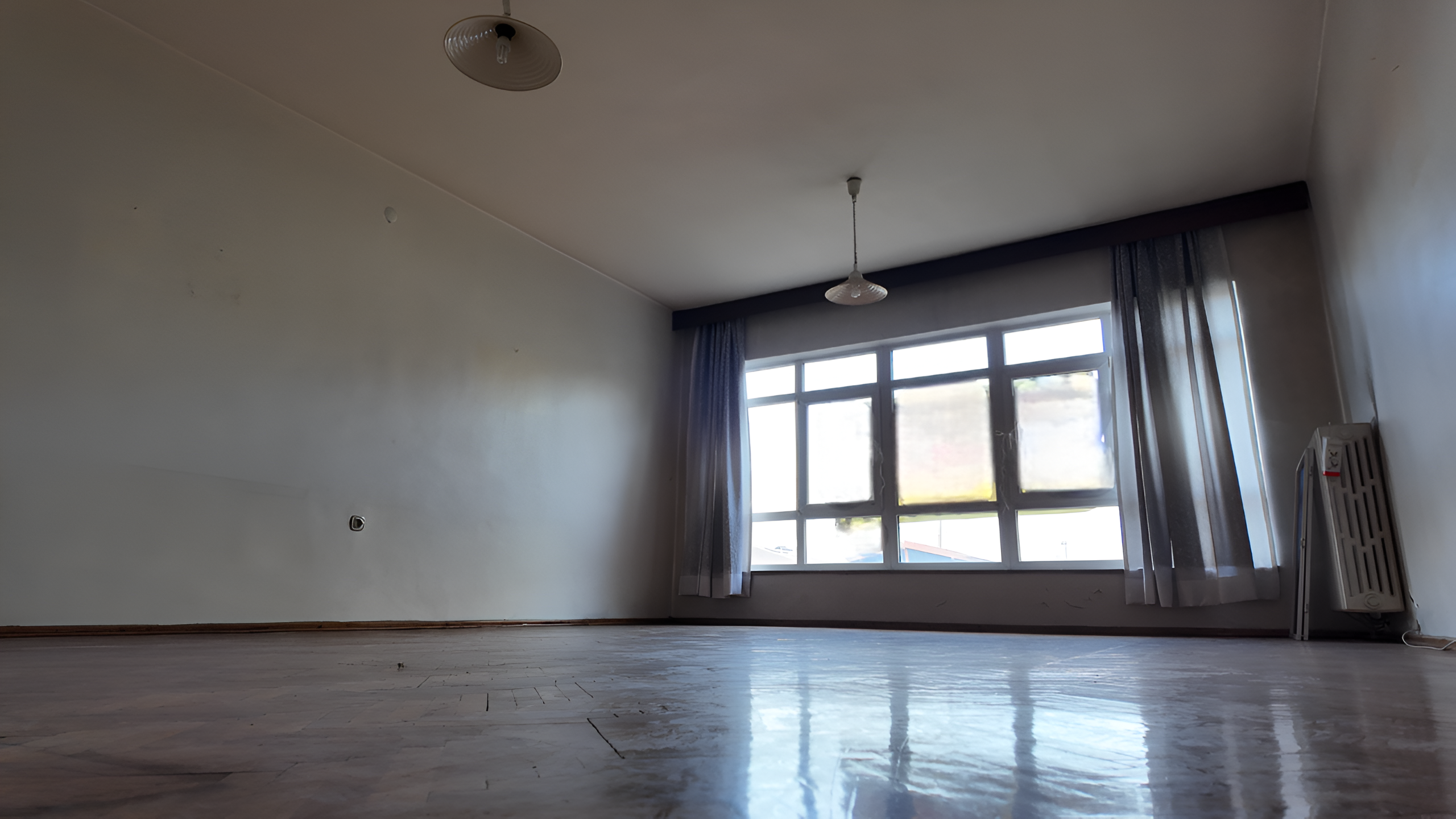 ATAÇ 2 SOKAK'TA ASANSÖRLÜ OTOPARKLI ÖN CEPHEDE FERAH 3+1 ARA KAT DAİRE - Görsel 4