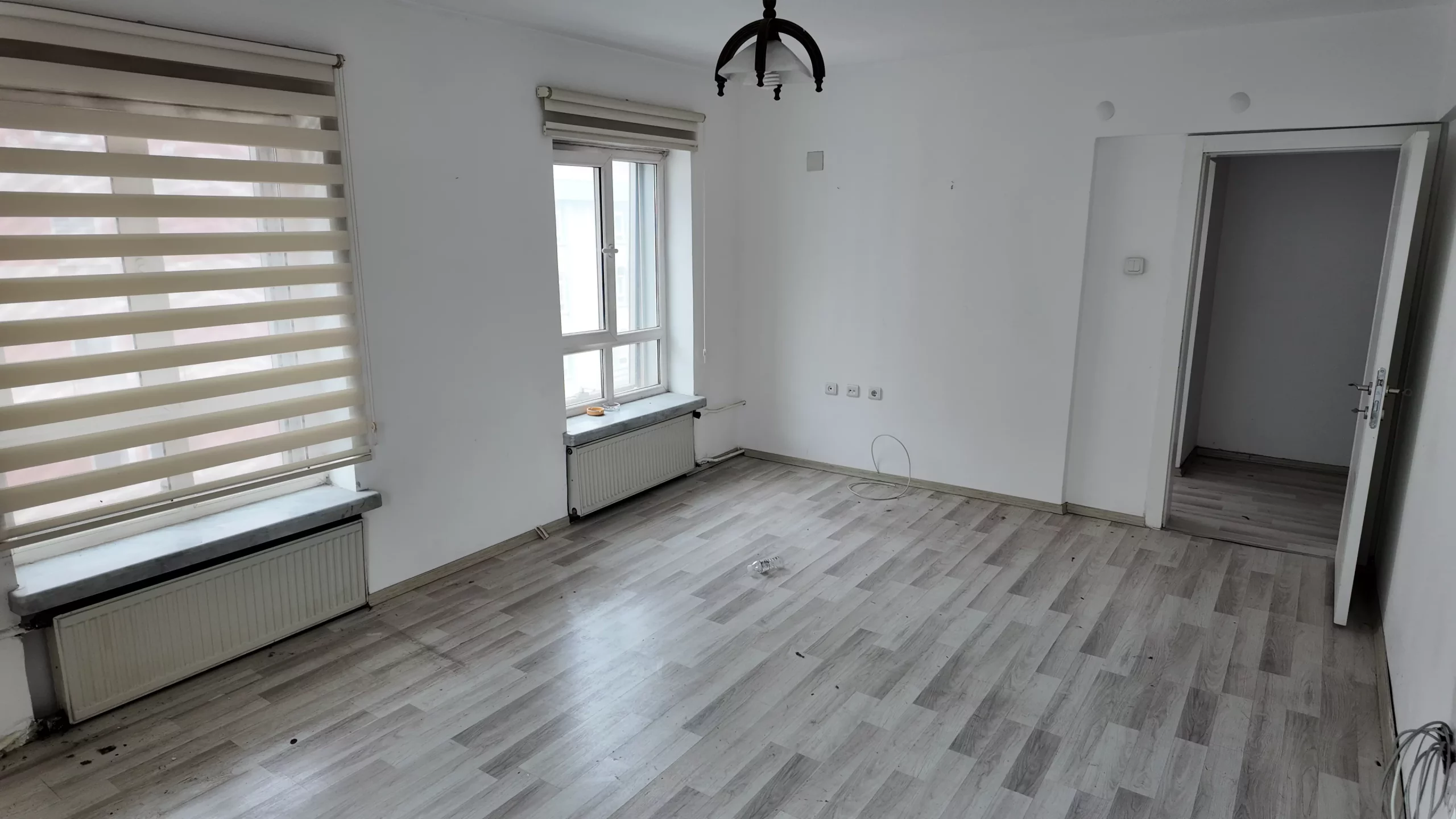 KORKUT REİS'TE METRONUN DİBİNDE 4.KAT ÇİFT ASANSÖRLÜ 2+1 SATILIK DAİRE - Görsel 21