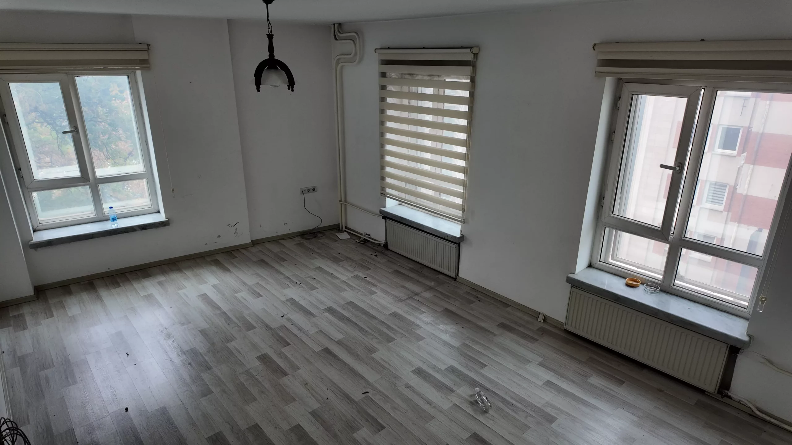 KORKUT REİS'TE METRONUN DİBİNDE 4.KAT ÇİFT ASANSÖRLÜ 2+1 SATILIK DAİRE - Görsel 25