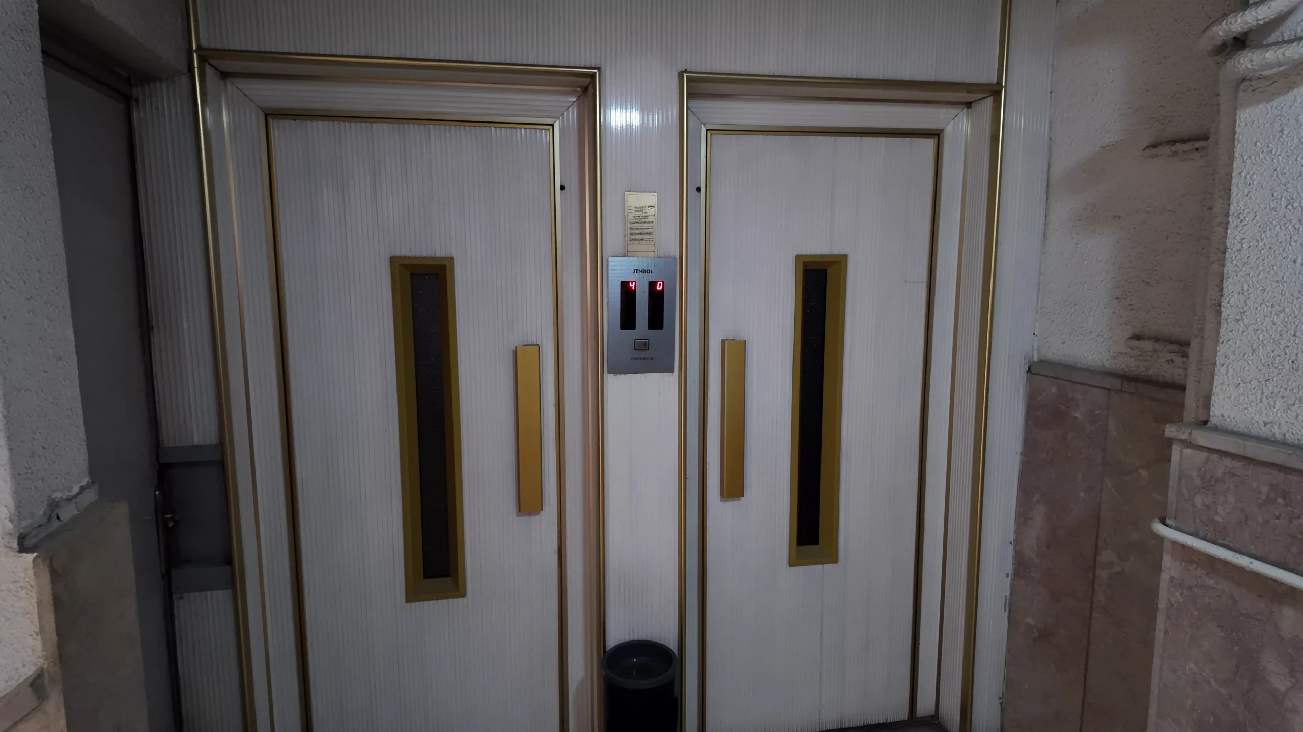 KORKUT REİS'TE METRONUN DİBİNDE 4.KAT ÇİFT ASANSÖRLÜ 2+1 SATILIK DAİRE - Görsel 32