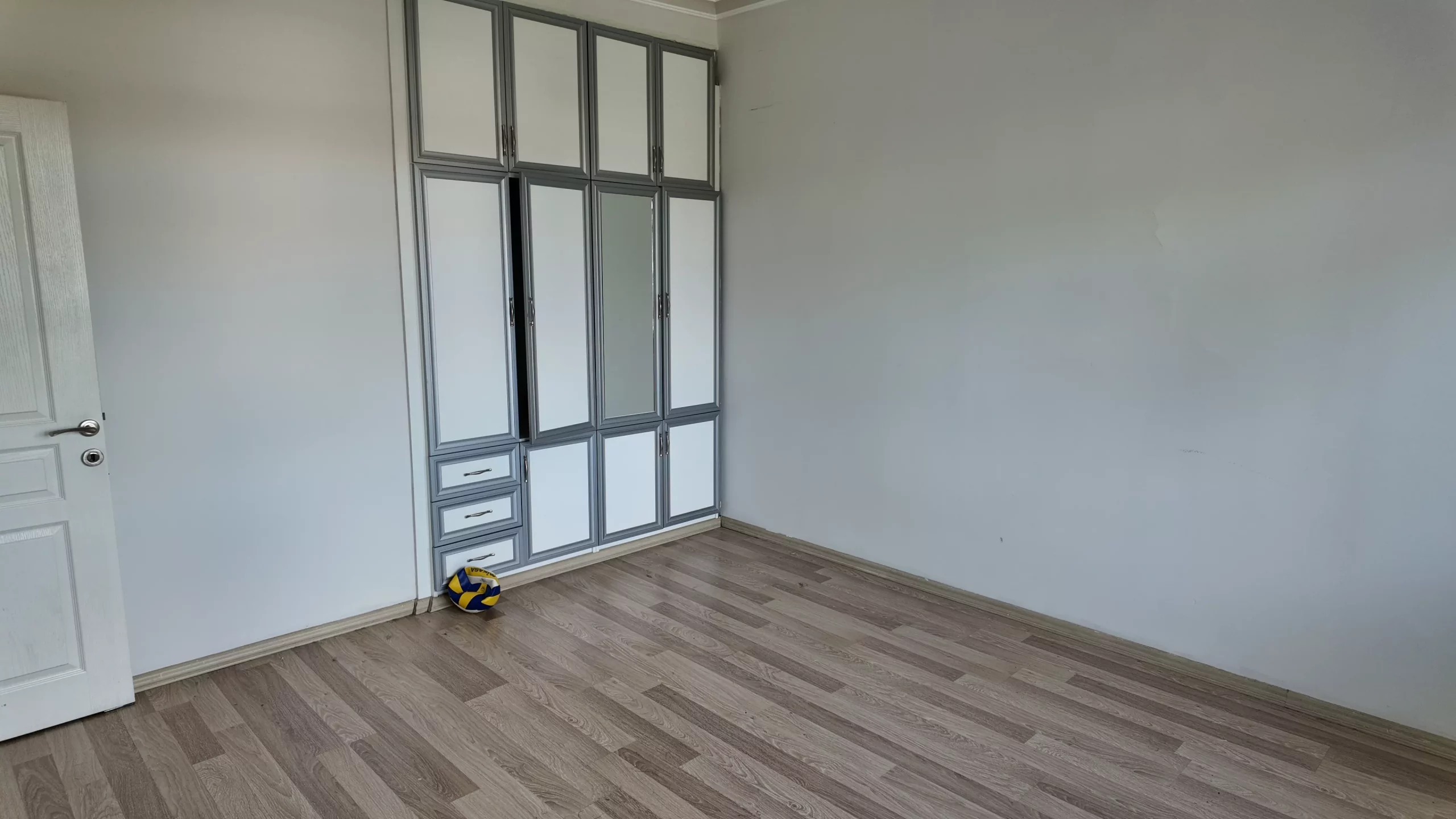 KORKUTREİS'TE KIZILAY'A 10 DK ÖN CEPHE 2+1 YAPILI SATILIK DAİRE - Görsel 27