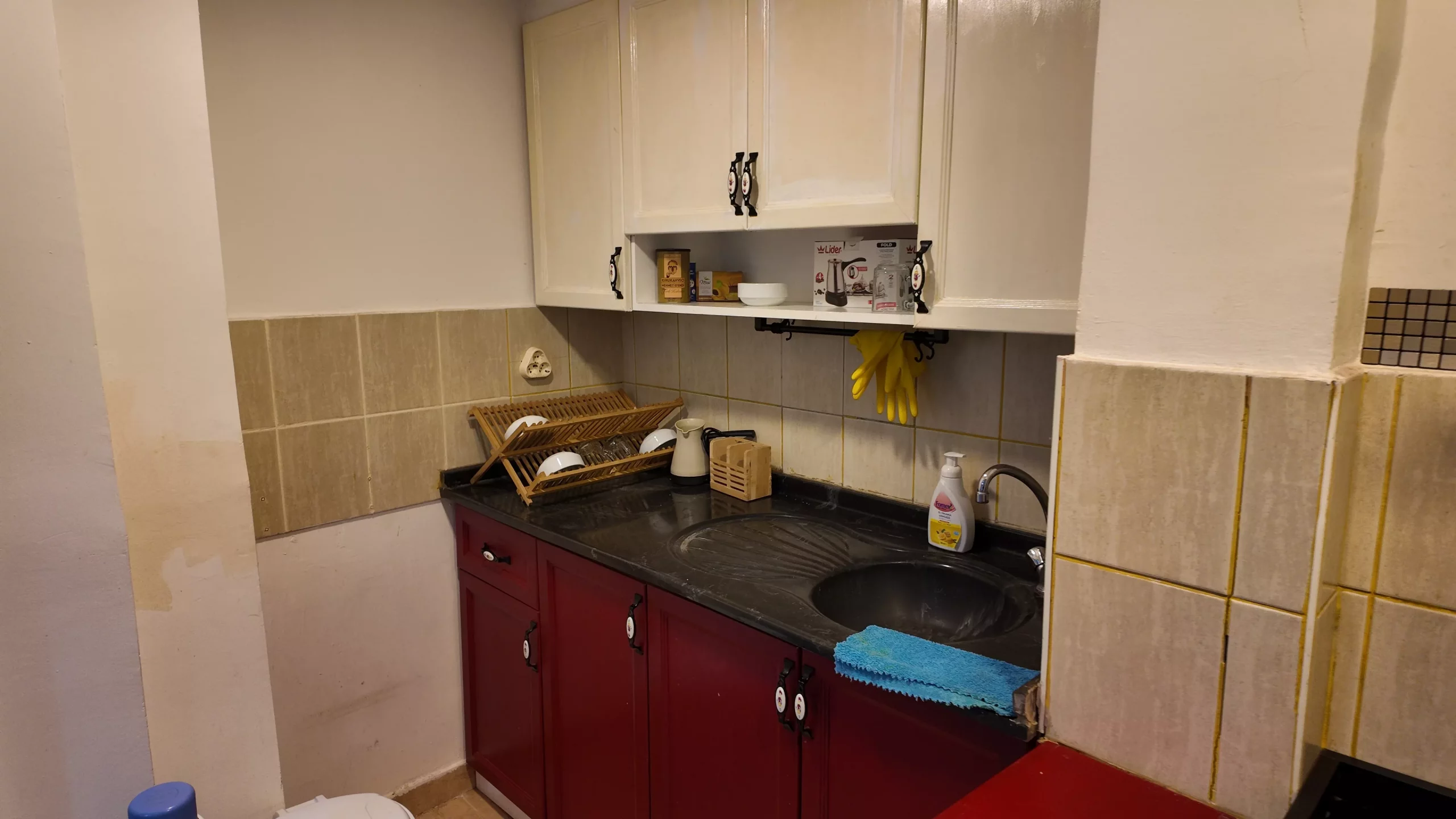 MALTEPEDE MERKEZİ KONUMDA EŞYALI FERAH 1+1 DAİRE