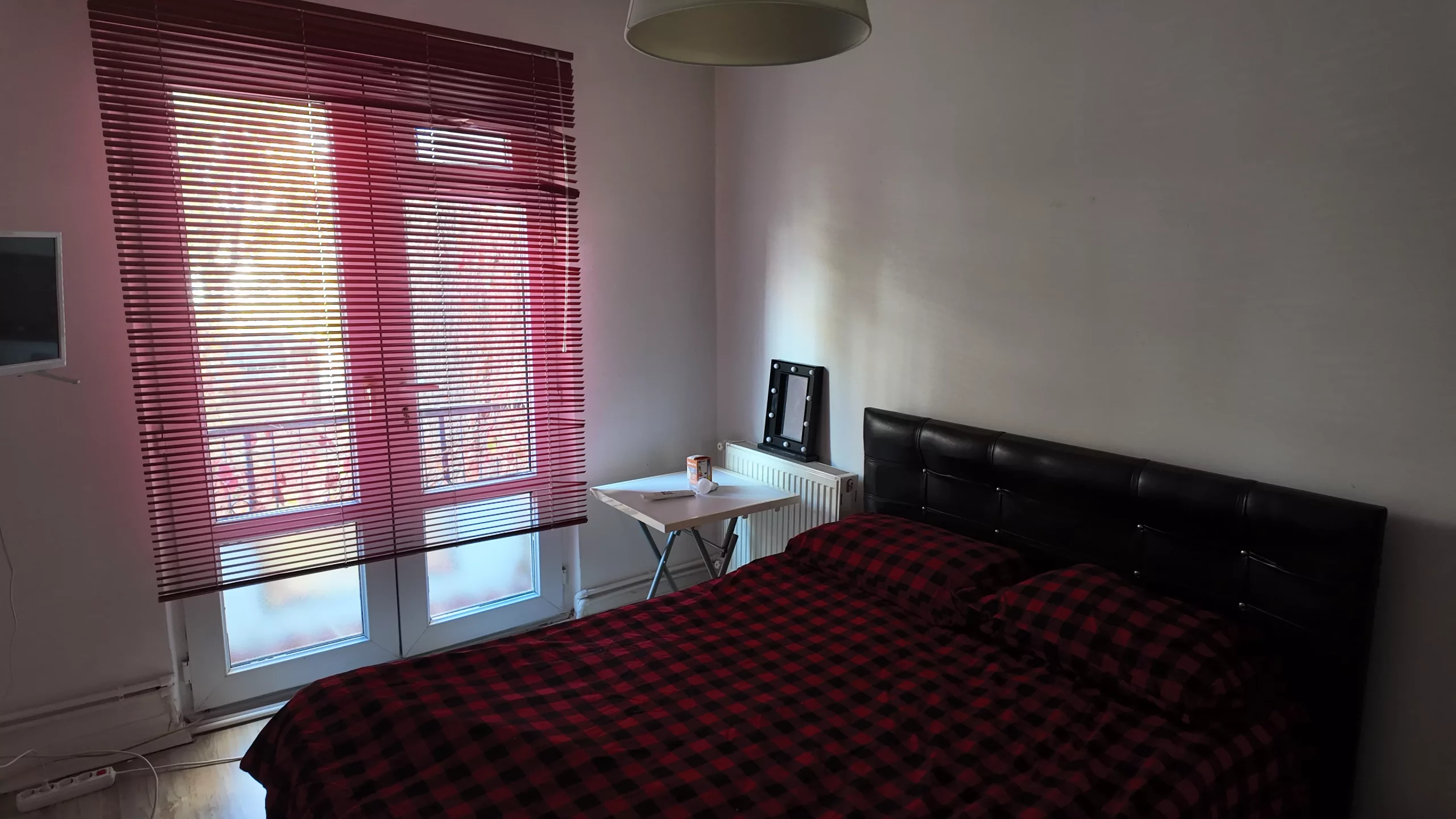 MALTEPEDE MERKEZİ KONUMDA EŞYALI FERAH 1+1 DAİRE - Görsel 21