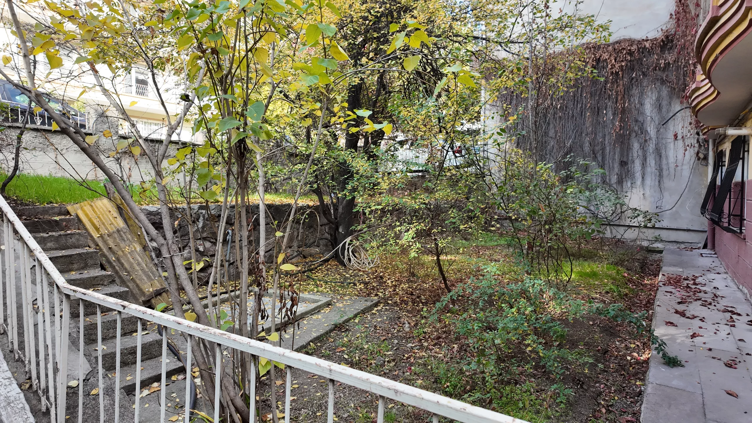 MALTEPEDE MERKEZİ KONUMDA EŞYALI FERAH 1+1 DAİRE - Görsel 12